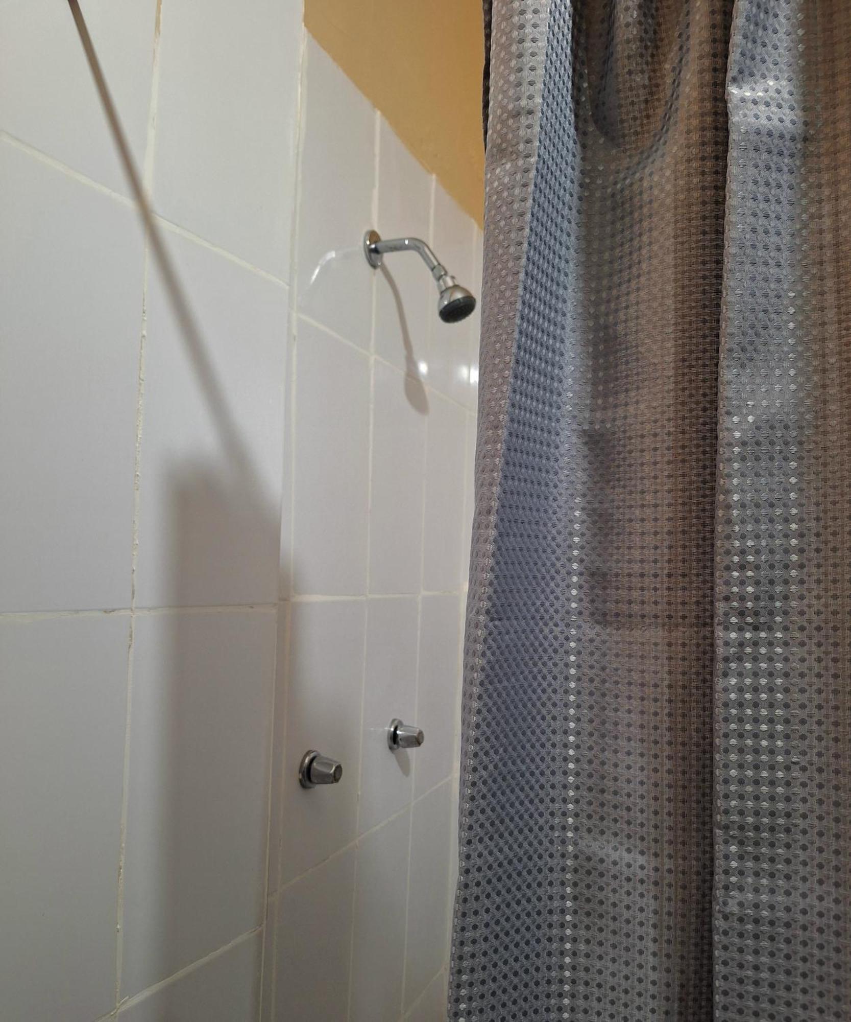 The Travel House Hotel Quito Room photo