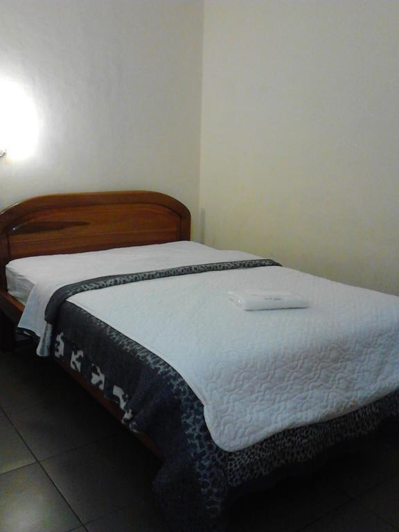 The Travel House Hotel Quito Exterior photo